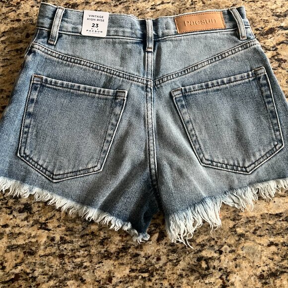NEW - PacSun Medium Blue Distressed Vintage High Waisted Denim Shorts - Size 23 - Picture 2 of 4